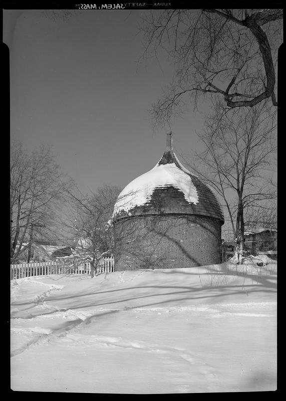 Marblehead, Mass., Powder House Digital Commonwealth