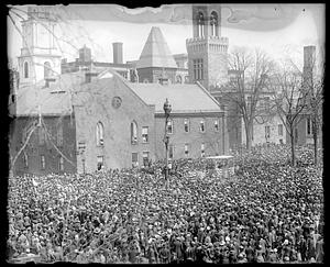 A large group of people listening to a speaker, possibly Howard Taft, Springfield, Massachusetts