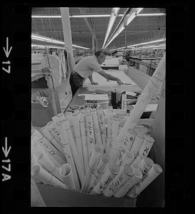 Garment center workers, Kneeland Street, downtown Boston