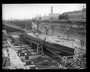 Preparing sub S-4 for refloating after she was temporarily repaired