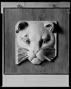 Lee Mansion, Cats Head