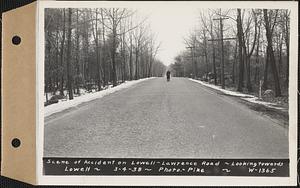 Scene of accident on Lowell-Lawrence road, Tewksbury, Mass., Mar. 4, 1938