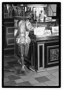 Statue holding a tray