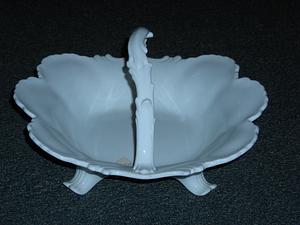 English pearlware cake basket