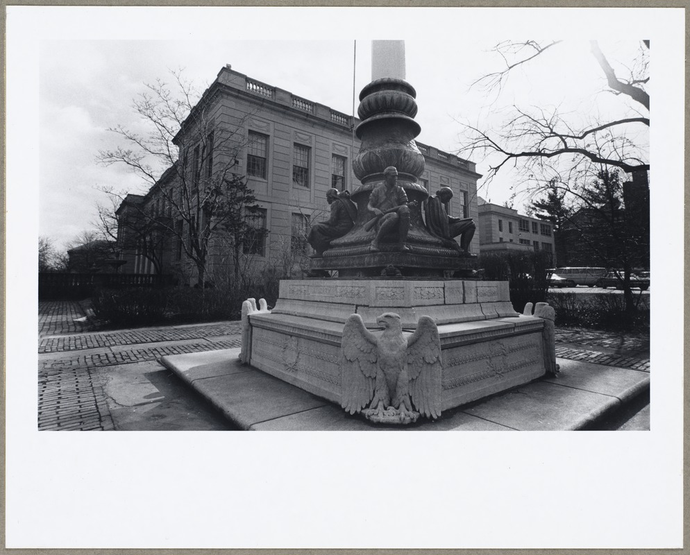 Robbins Memorial Town Hall flagpole