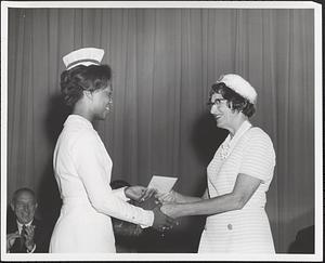 Area nursing graduate wins honor