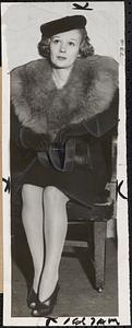 Gloria Spreckels bares mate used fictitious name at time of their marriage