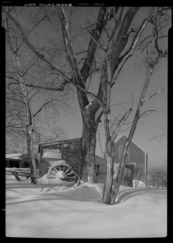 Marblehead, snow, barn
