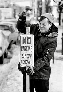 Snow removal sign