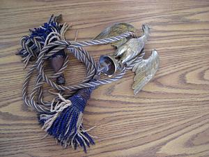 Gilt bronze eagle-form pole finial with braid