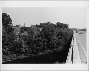 Moulton Apartments from Rte. 128, looking north near exit 58