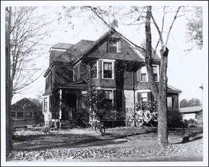 Two-family house, 139-143 Chestnut Street