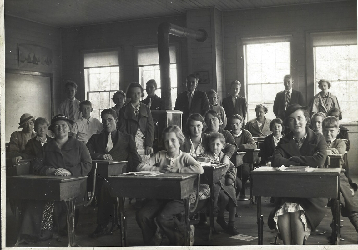 Valley School, Interior