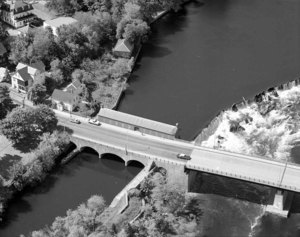 Close up of Pawtucket Gate House and School Street Bridge