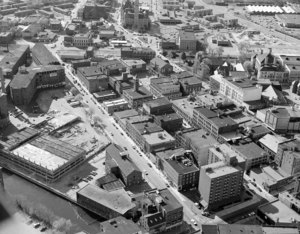 Close up of Downtown looking west along Market Street