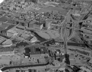 Close up of Lord Overpass area looking south