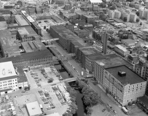Looking east across Hamilton Canal