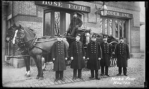 Horse Wagon #4 with Firemen Newton