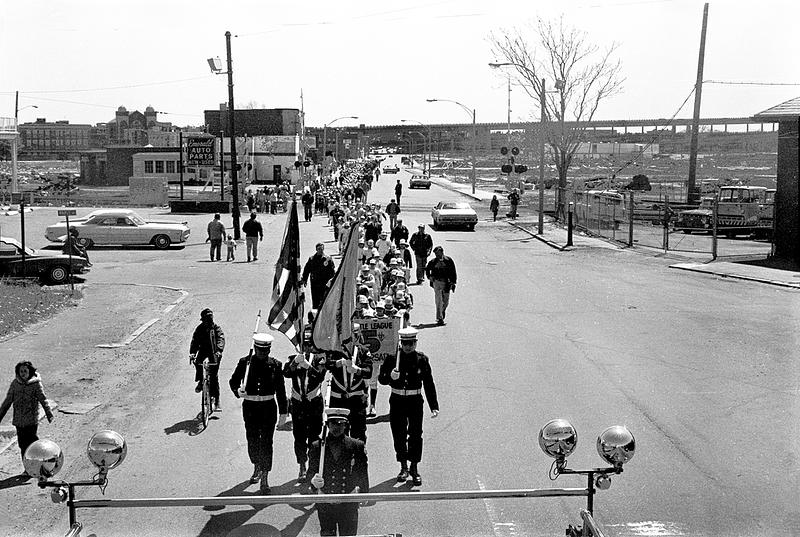 Parade opening day 2 Everett Ave