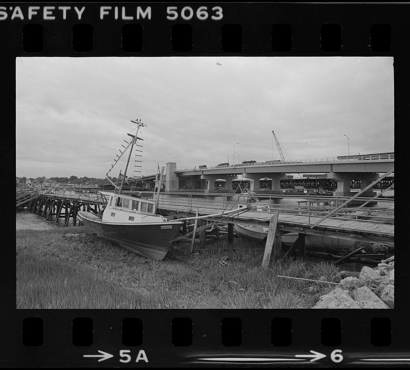 Fishing boats at Salisbury waterfront