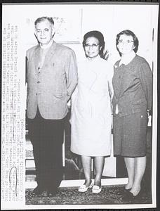 Jane Hwand Hsien Yuen, Joyce Bennett