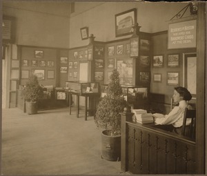 Exhibit of the Public Library of the City of Boston at the "1915 Exposition"