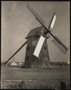 Nantucket wind mill - whaling museum