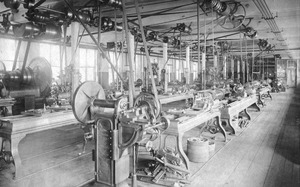 Lower Pacific Mills gear cutting room, 1900