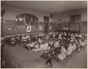 Hyde School - kindergarten - interior, room & class