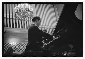 Sanroma Jesus at Boston Pops performance close ups from under the piano