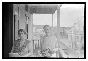 Porto Rico pict. with Memo and Leica