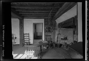 Saugus, Old Ironworks House, interior