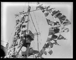 USS Raleigh dries her flags at Navy Yard