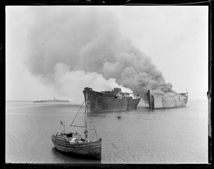 Burning shipping board vessels for junk, Boston Harbor