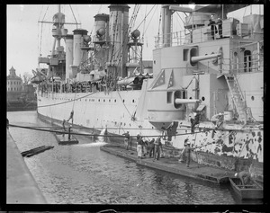 USS Raleigh at Navy Yard