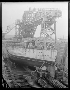 Largest crane USS Kearsarge in dry dock showing Hull configuration