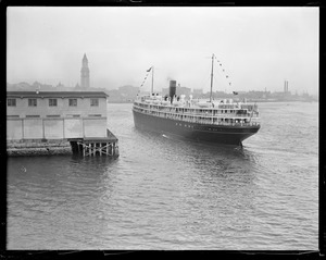 Steamer Fairfax docking in Boston