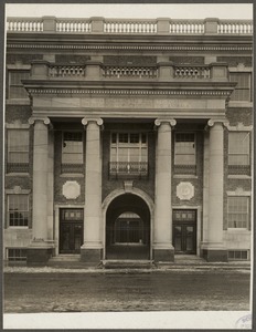 Massachusetts. Boston. Angell Memorial Hospital. Entrance