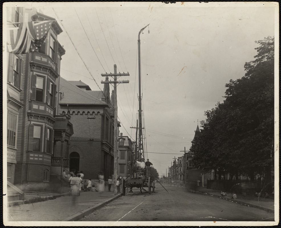 Fire-engine station at Saratoga Street