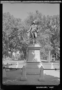 Newburyport, statue of George Washington, summer