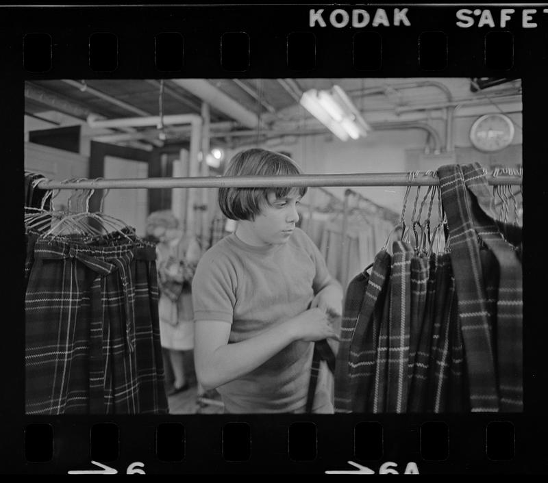 Garment center workers, Kneeland Street, downtown Boston