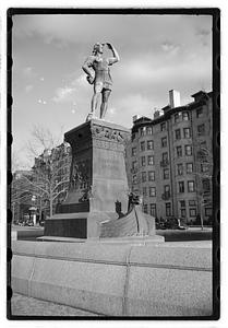 Leif Erikson statue