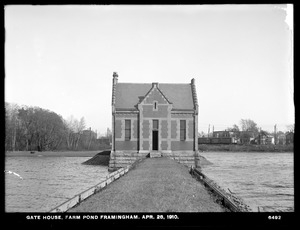 Sudbury Department, Farm Pond, Gatehouse, Framingham, Mass., Apr. 28, 1910