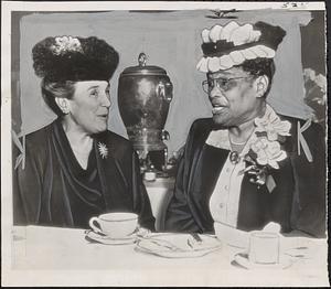 "American Mothers" meet