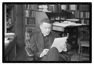 Rev. Dr. Arthur Lee Kinsolving, rector of Trinity Church