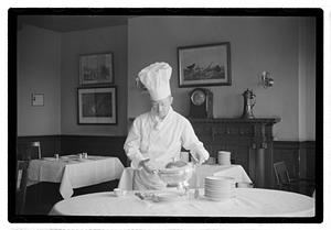 Max Hofer, pres. Of Epicurean Club and chef of the Union Club