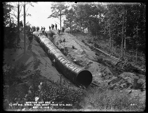 Weston Aqueduct, Section 9, 7 1/2-foot diameter steel pipe, westerly from station 355±; visit by members of New England Water Works Association, Wayland, Mass., Sep. 12, 1902