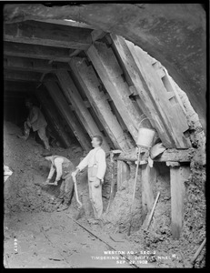 Weston Aqueduct, Section 2, timbering in west drift of Tunnel No. 1, Framingham, Mass., Sep. 22, 1902