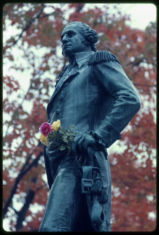 Bouquet for George Washington statue, Concord