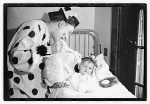 Harry W. Syer magician at Children's Hospital